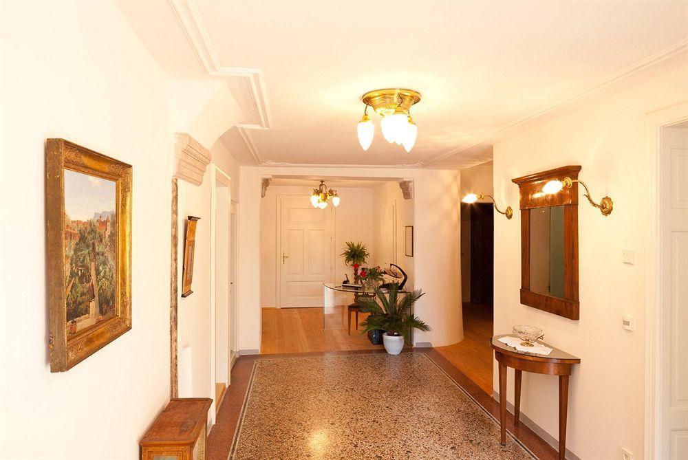 Ottmanngut Suite And Breakfast Merano Exteriör bild